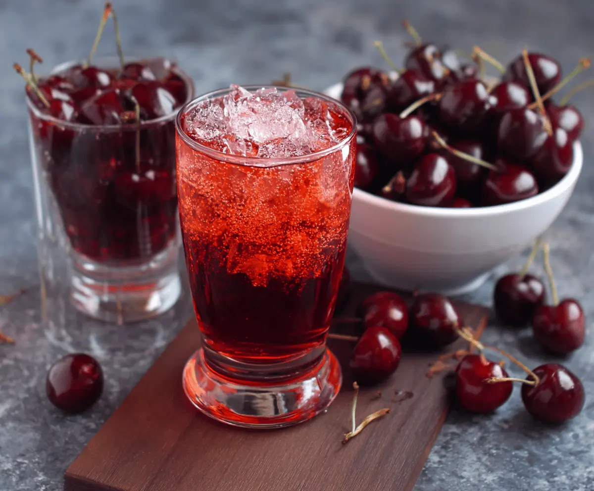 Refreshing Cherry Iced Tea Recipe for Summer