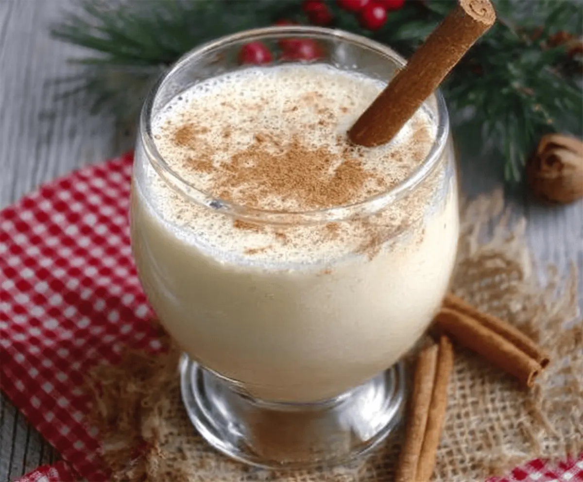 Easy Homemade Eggnog Recipe